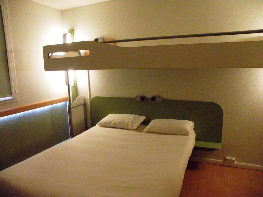 Ibis Budget Montauban Les Chaumes Quarto foto